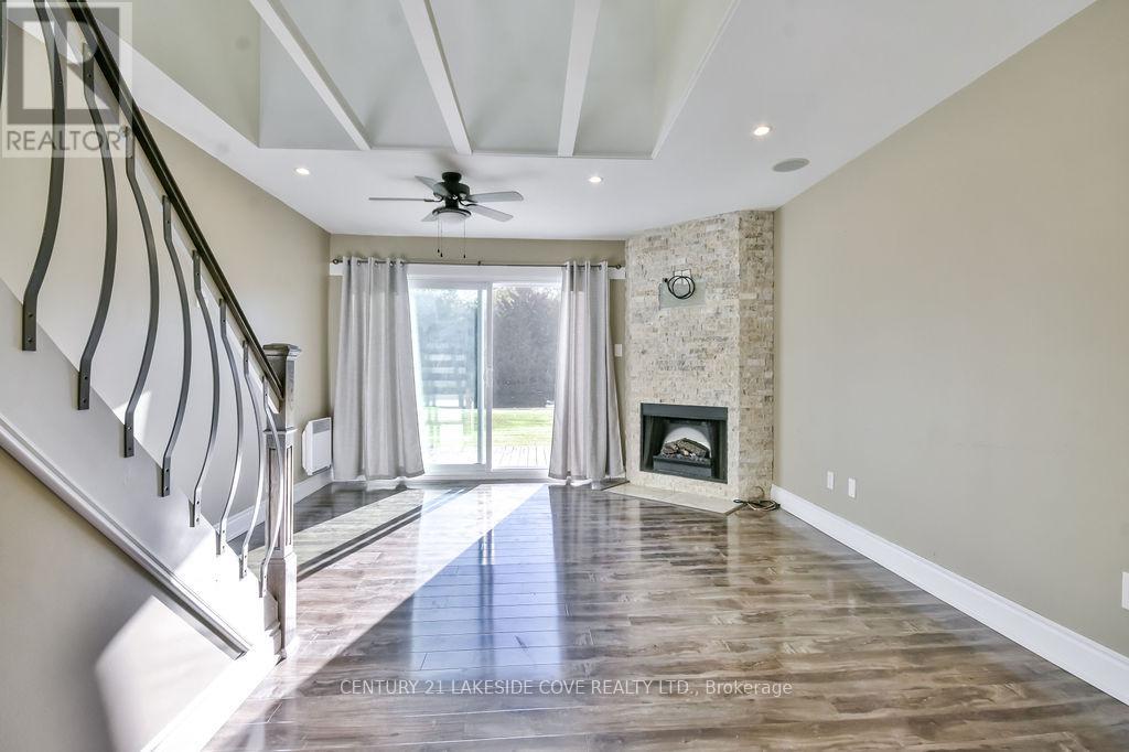 12 - 81 Laguna Pkwy Parkway N, Ramara, Ontario  L0K 1B0 - Photo 2 - S12470161