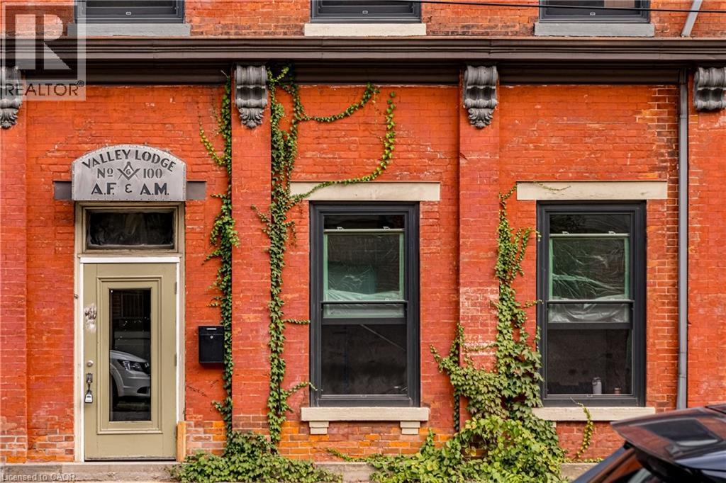 3 Main Street, Hamilton, Ontario  L9H 2P7 - Photo 2 - 40769035