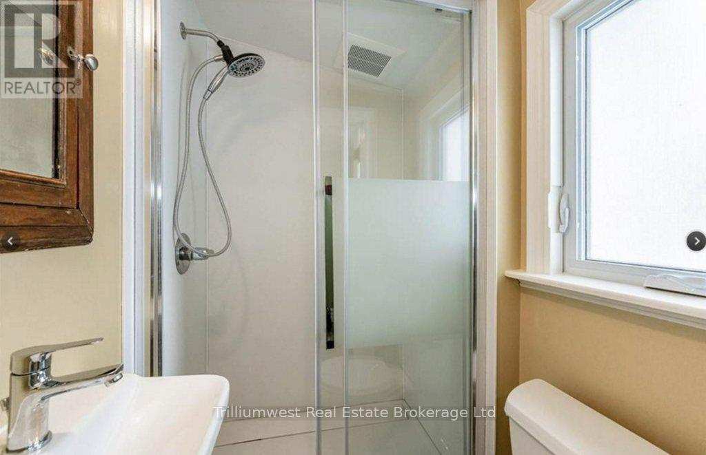 326 Exhibition Street, Guelph, Ontario  N1H 4S2 - Photo 12 - X12470212
