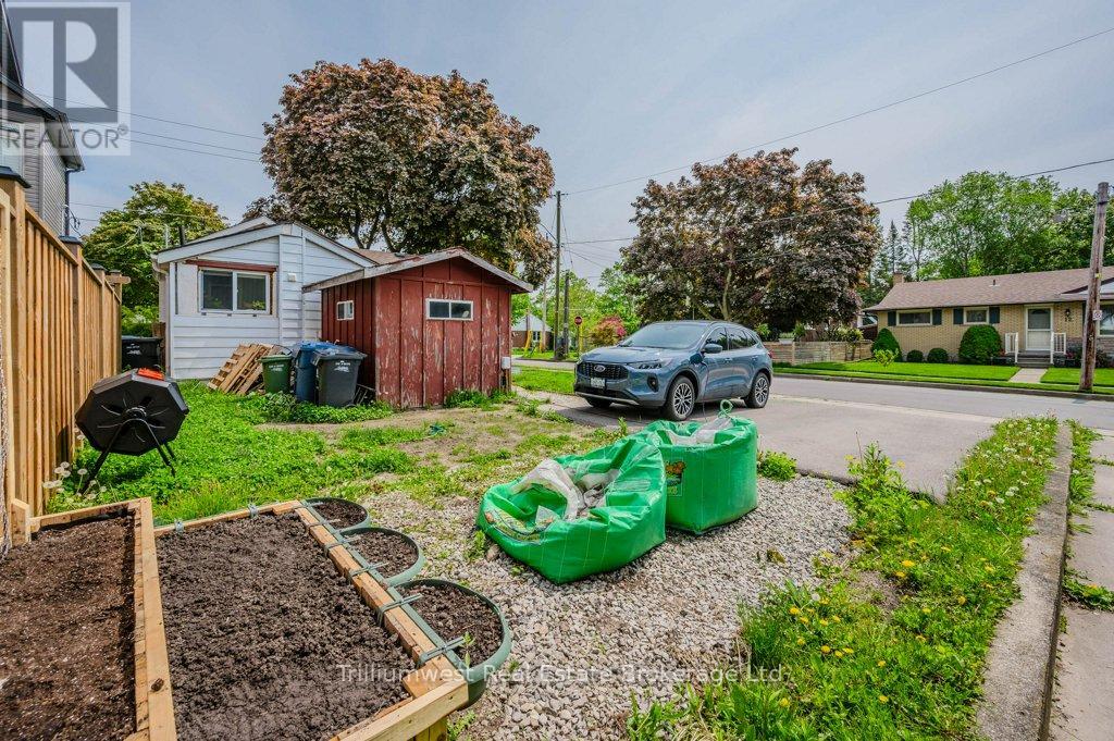 326 Exhibition Street, Guelph, Ontario  N1H 4S2 - Photo 20 - X12470212