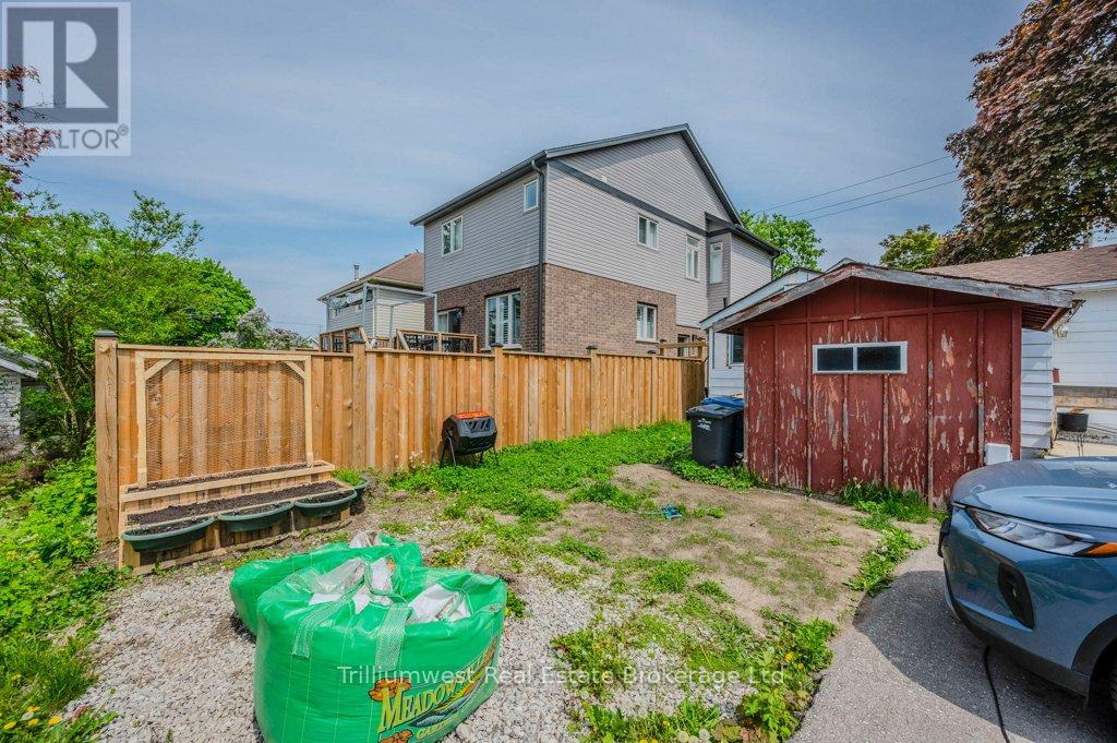 326 Exhibition Street, Guelph, Ontario  N1H 4S2 - Photo 21 - X12470212