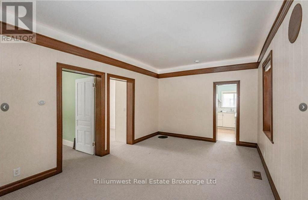 326 Exhibition Street, Guelph, Ontario  N1H 4S2 - Photo 3 - X12470212