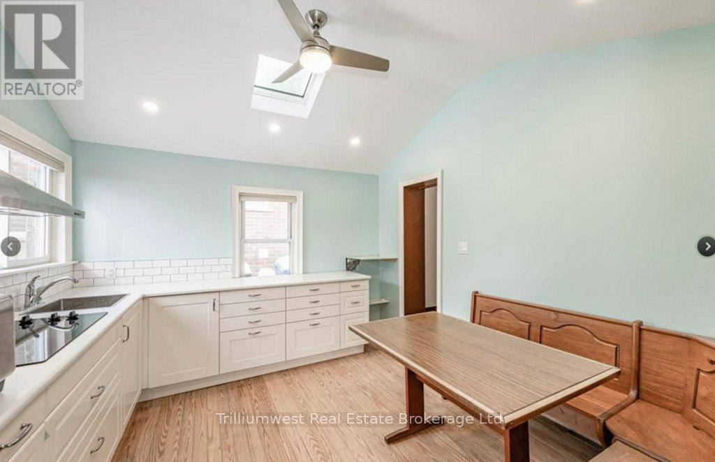 326 Exhibition Street, Guelph, Ontario  N1H 4S2 - Photo 6 - X12470212