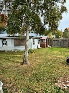 13 Erieus Street S, Bayham, Ontario  N0L 1T0 - Photo 9 - X12470230
