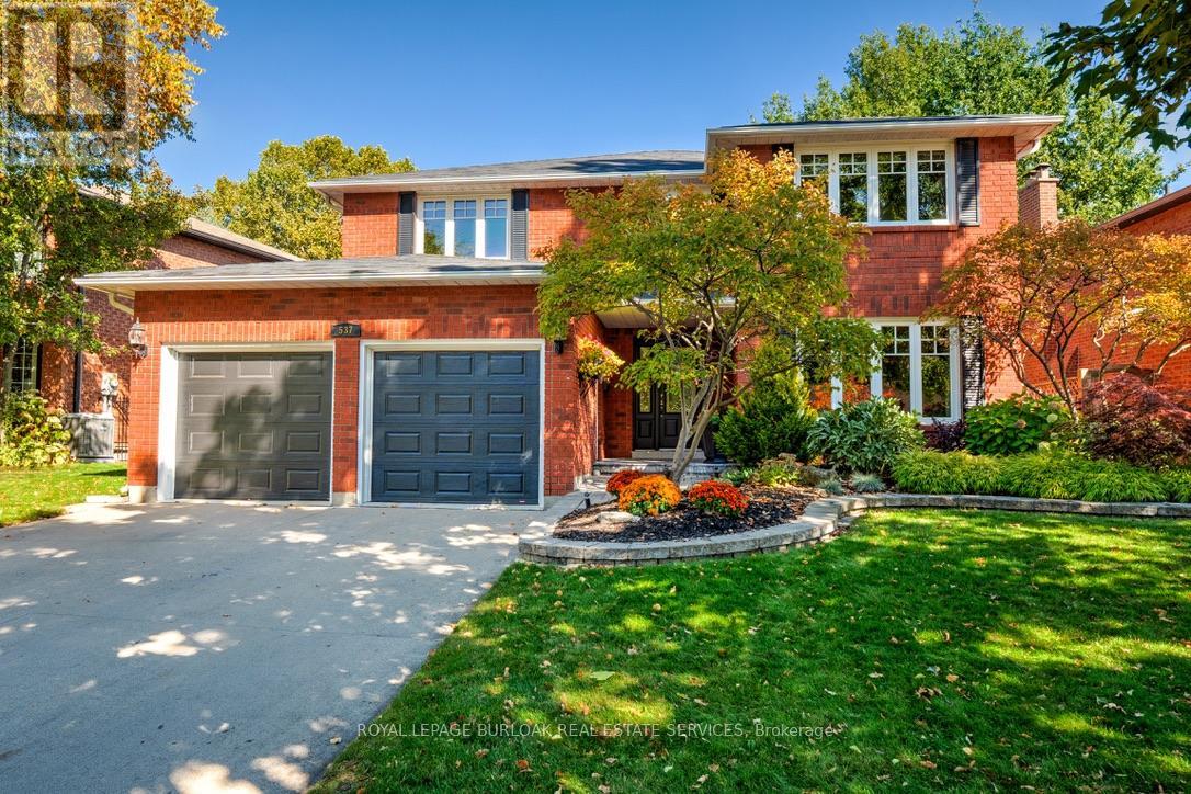 537 HARMONY AVENUE, Burlington, Ontario