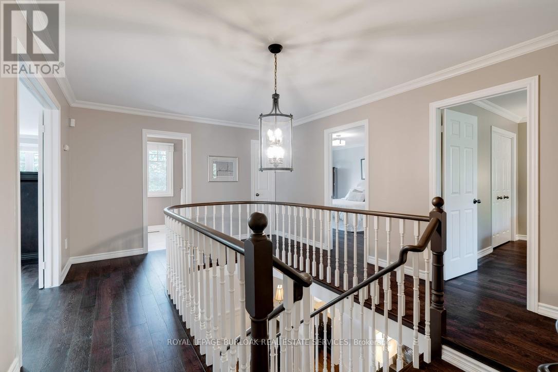 537 Harmony Avenue, Burlington, Ontario  L7N 3S5 - Photo 20 - W12470160