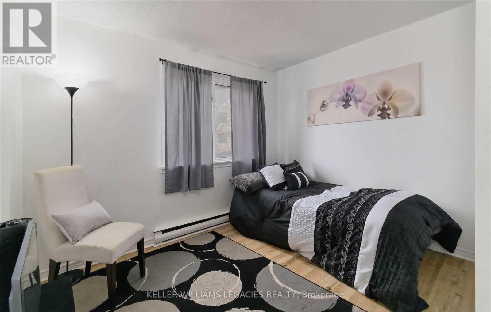41 - 1016 Falgarwood Drive, Oakville, Ontario  L6H 2P5 - Photo 13 - W12470162