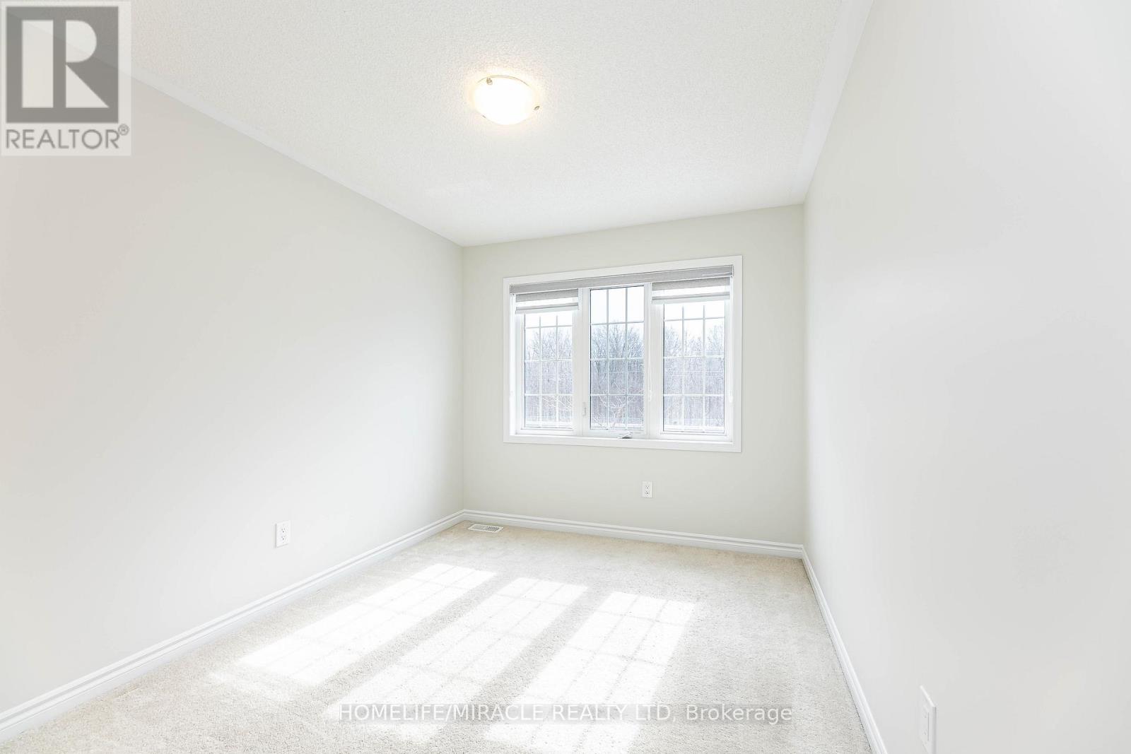 1633 Clitherow Street, Milton, Ontario  L9E 0A2 - Photo 25 - W12470167