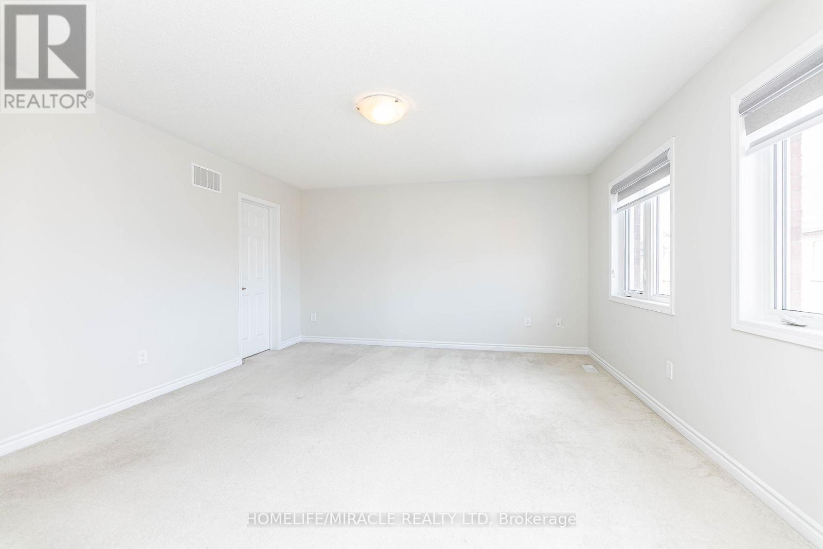 1633 Clitherow Street, Milton, Ontario  L9E 0A2 - Photo 32 - W12470167