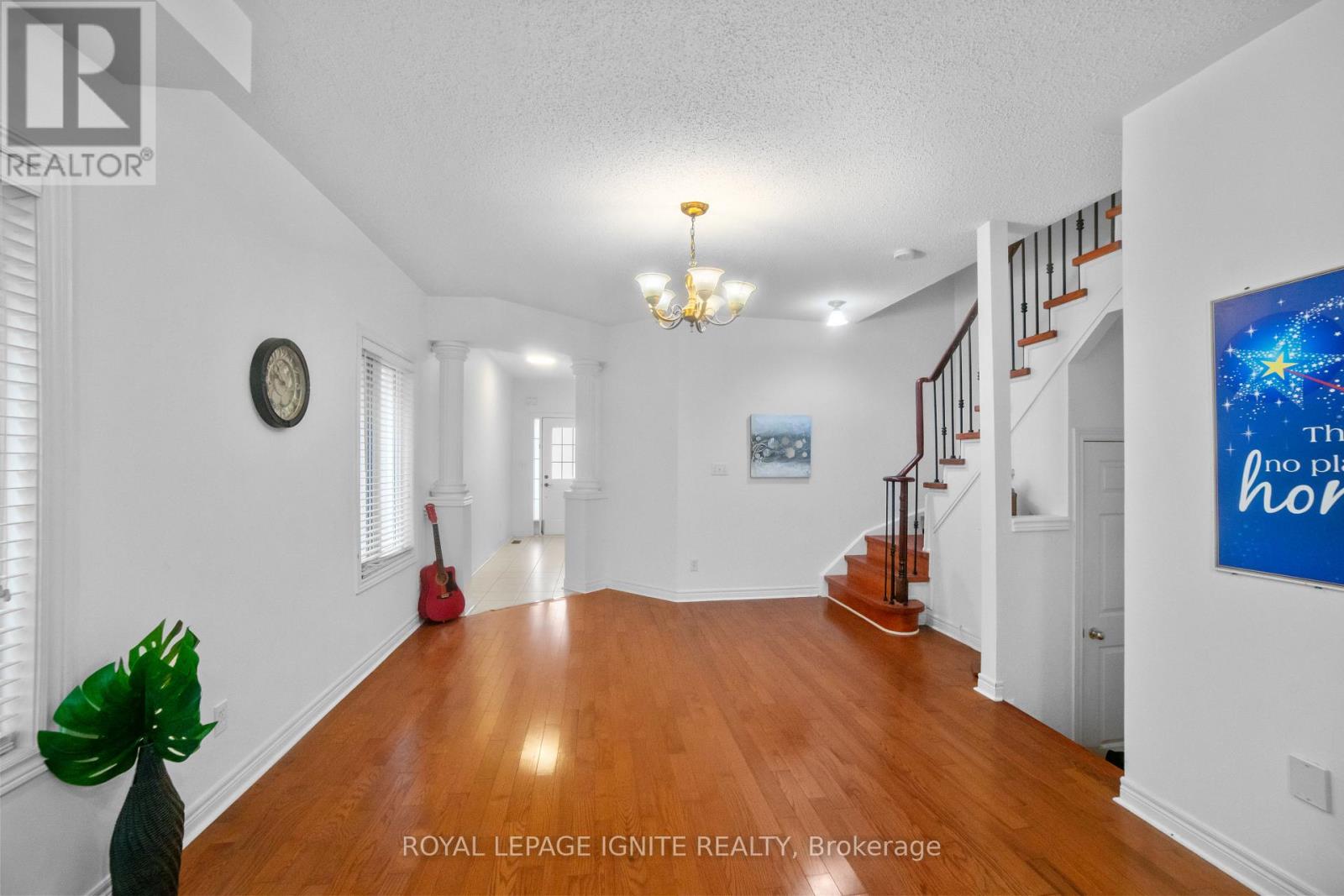 3664 Bala Drive, Mississauga, Ontario  L5M 7N1 - Photo 15 - W12470177