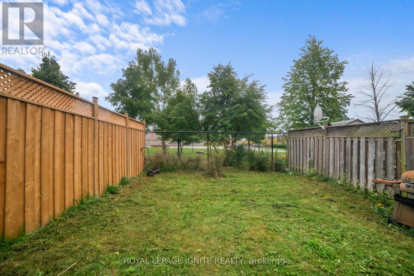 3664 Bala Drive, Mississauga, Ontario  L5M 7N1 - Photo 48 - W12470177