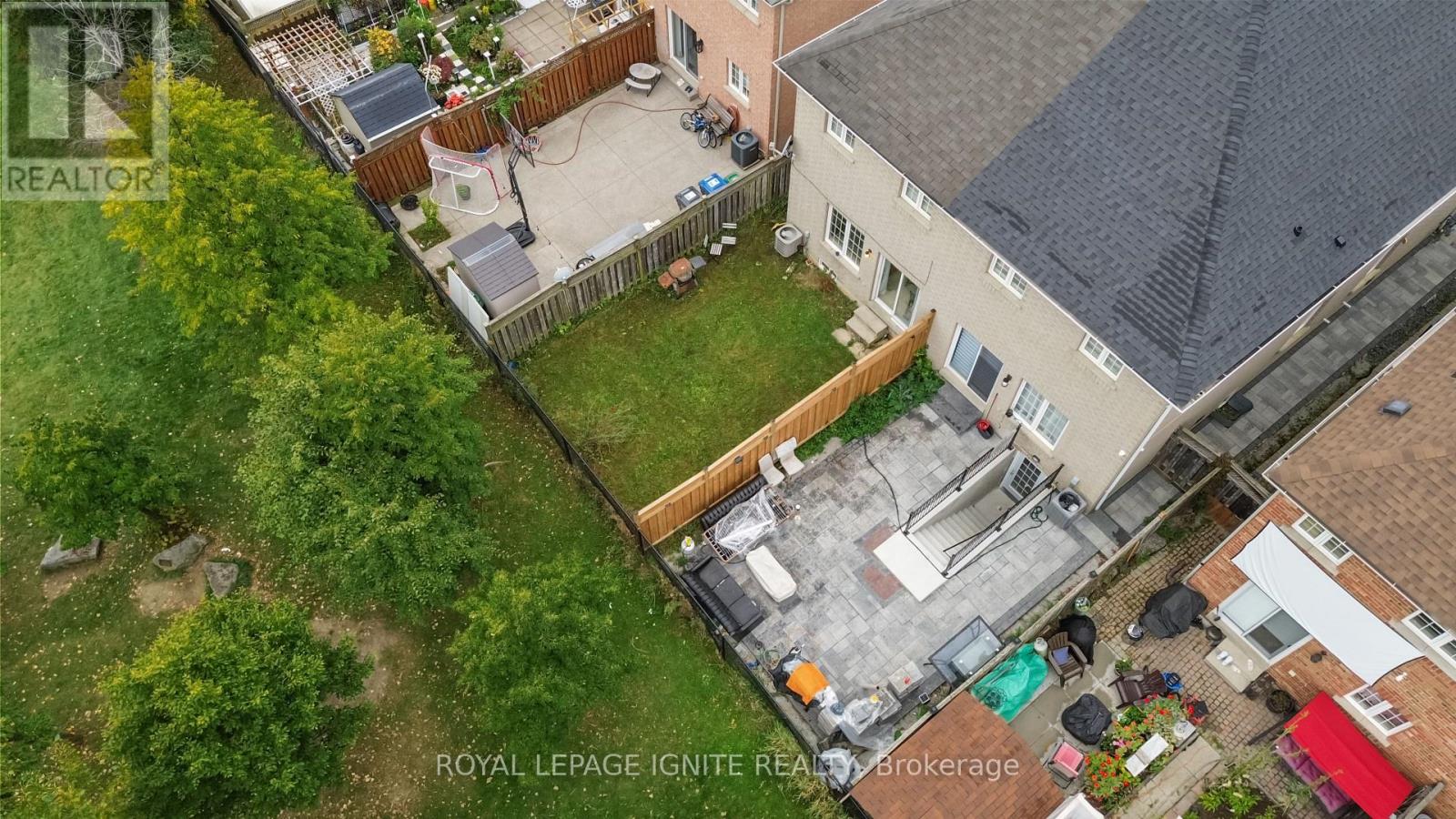 3664 Bala Drive, Mississauga, Ontario  L5M 7N1 - Photo 4 - W12470184