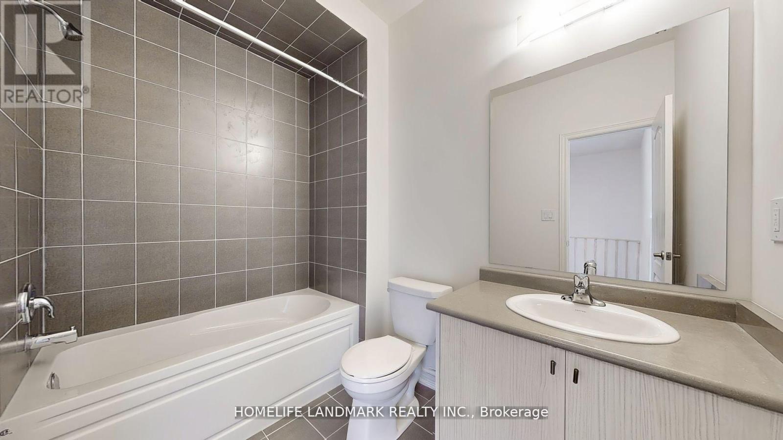 3210 Sixth Line, Oakville, Ontario  L6M 5T2 - Photo 12 - W12470185
