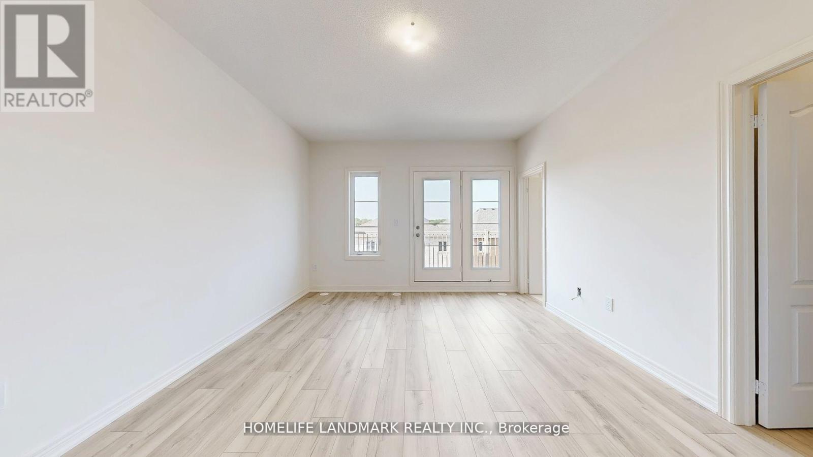 3210 Sixth Line, Oakville, Ontario  L6M 5T2 - Photo 8 - W12470185