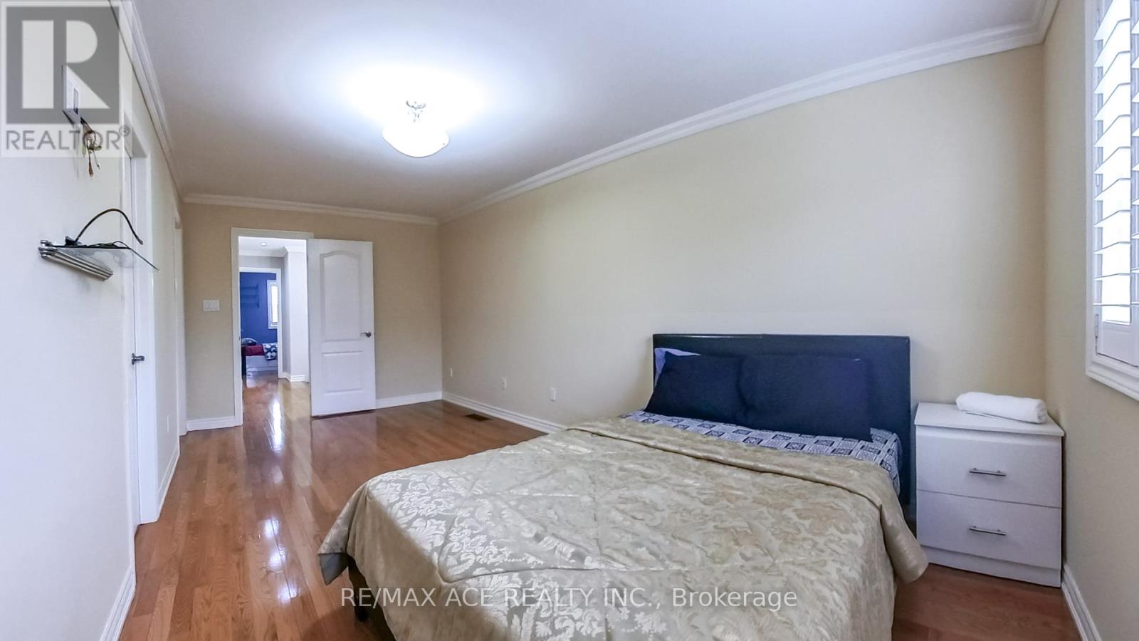 873 Fable Crescent, Mississauga, Ontario  L5W 1R4 - Photo 23 - W12470190