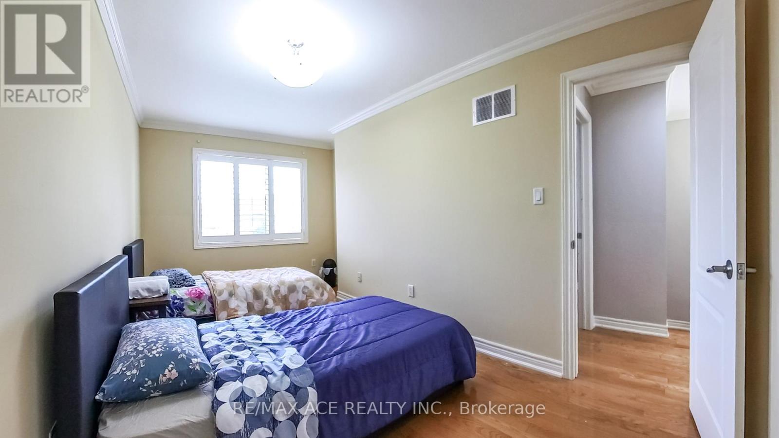 873 Fable Crescent, Mississauga, Ontario  L5W 1R4 - Photo 28 - W12470190