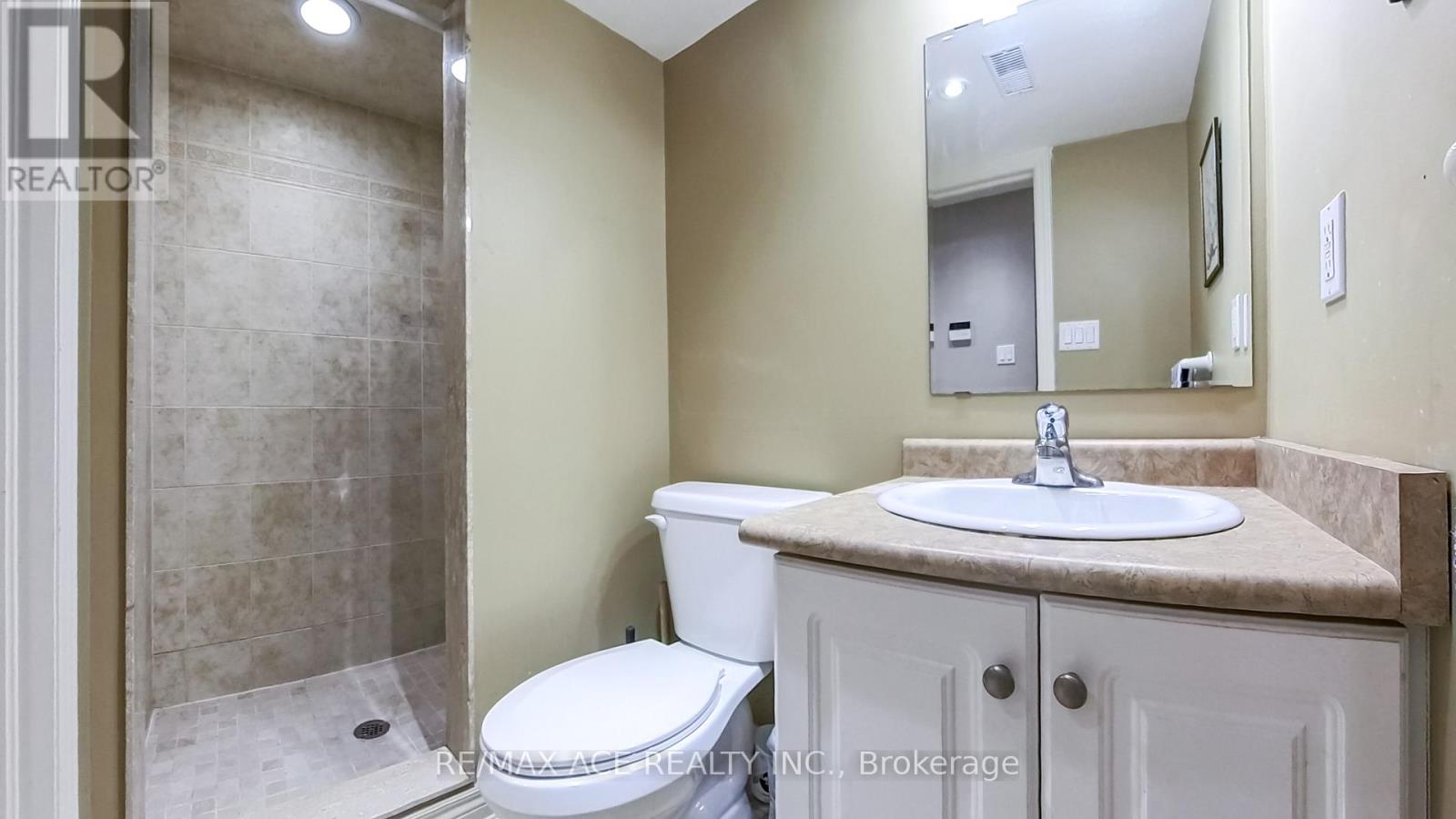 873 Fable Crescent, Mississauga, Ontario  L5W 1R4 - Photo 38 - W12470190
