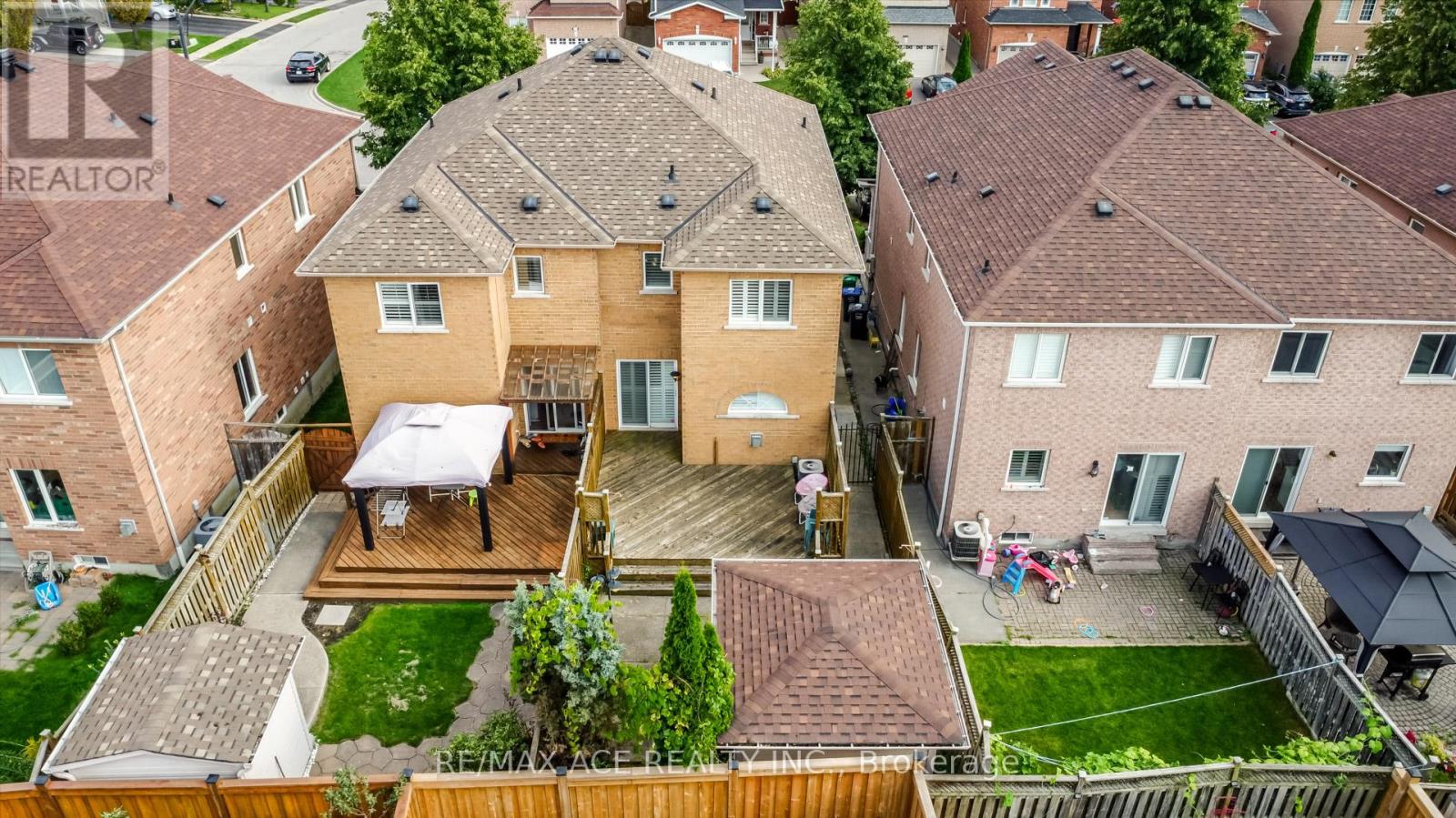 873 Fable Crescent, Mississauga, Ontario  L5W 1R4 - Photo 41 - W12470190