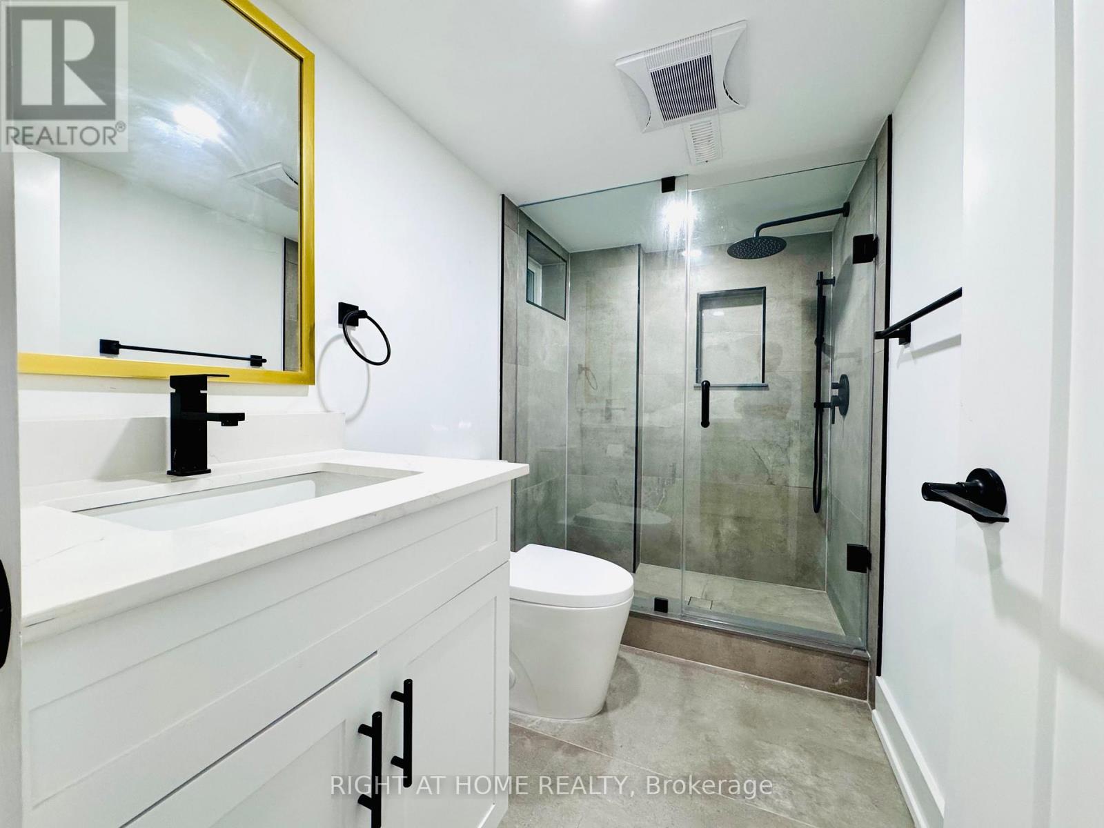 28 Pendeen Avenue, Toronto, Ontario  M6N 2P3 - Photo 24 - W12470191