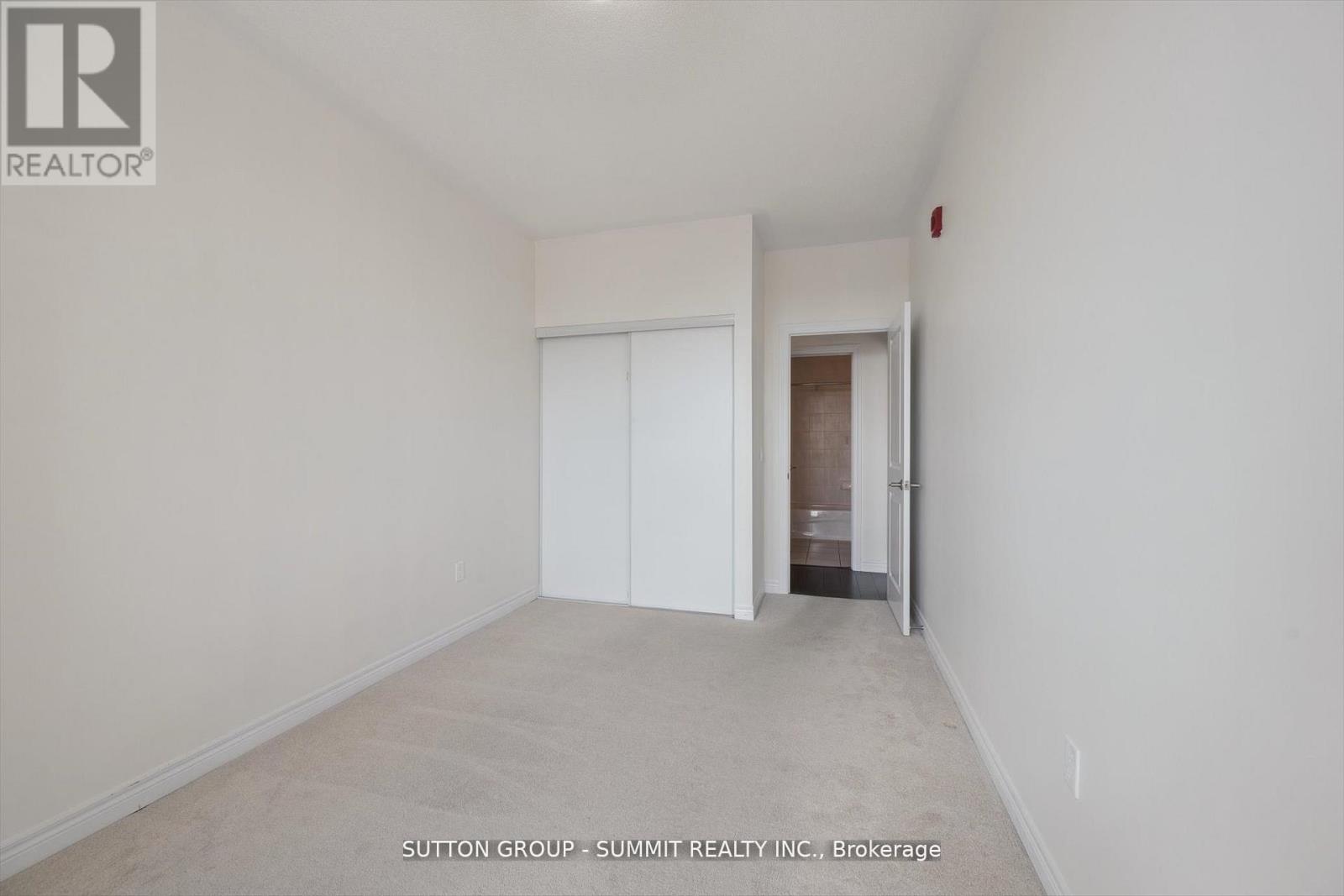 433 - 216 Oak Park Boulevard, Oakville, Ontario  L6H 7S8 - Photo 20 - W12470195