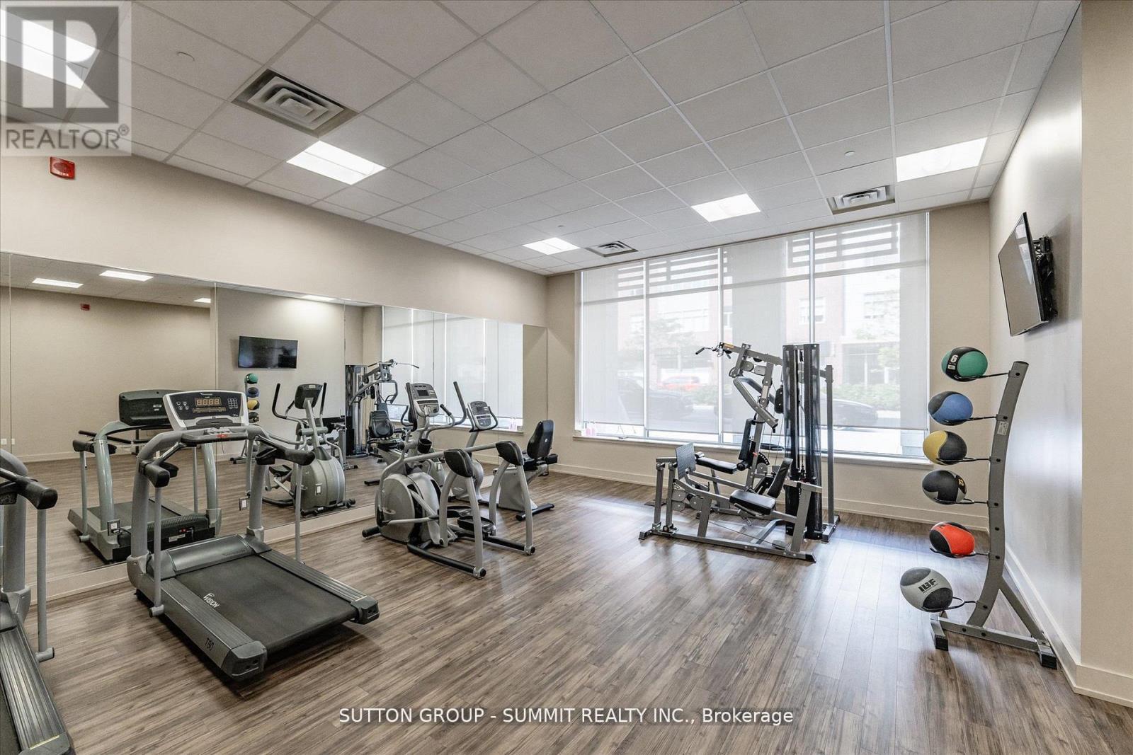 433 - 216 Oak Park Boulevard, Oakville, Ontario  L6H 7S8 - Photo 32 - W12470195