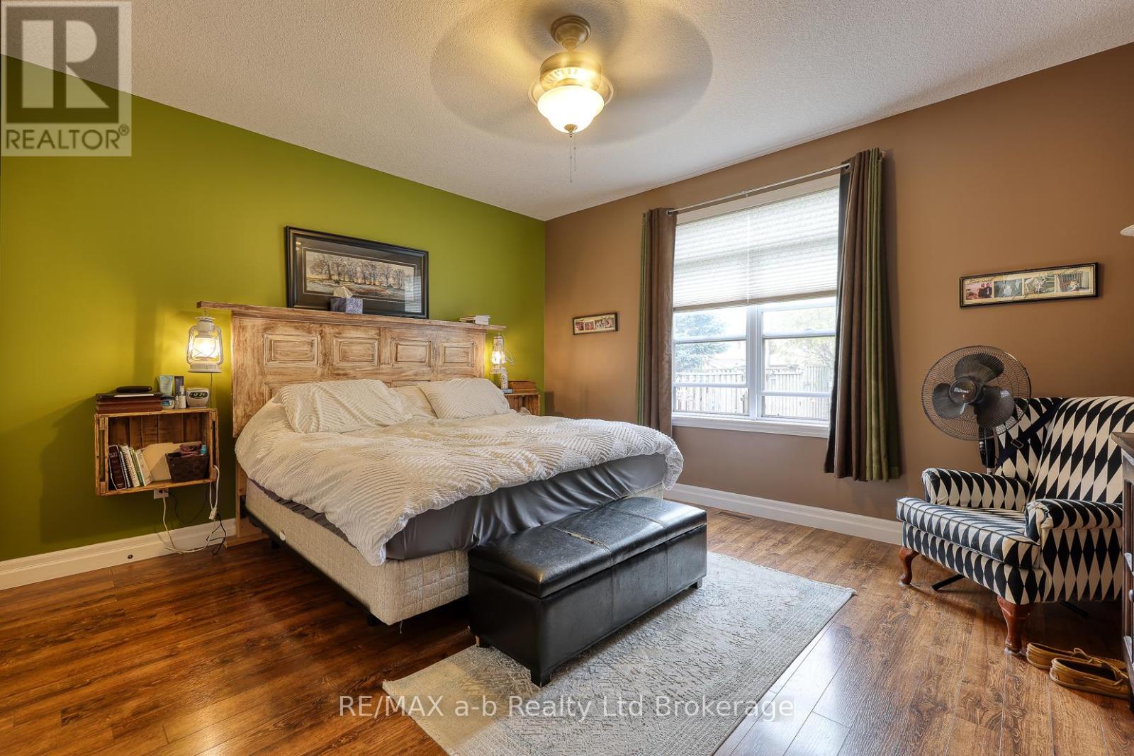 111 King Street East, Unit 22 Street, Ingersoll, Ontario  N5C 1G8 - Photo 26 - X12470211