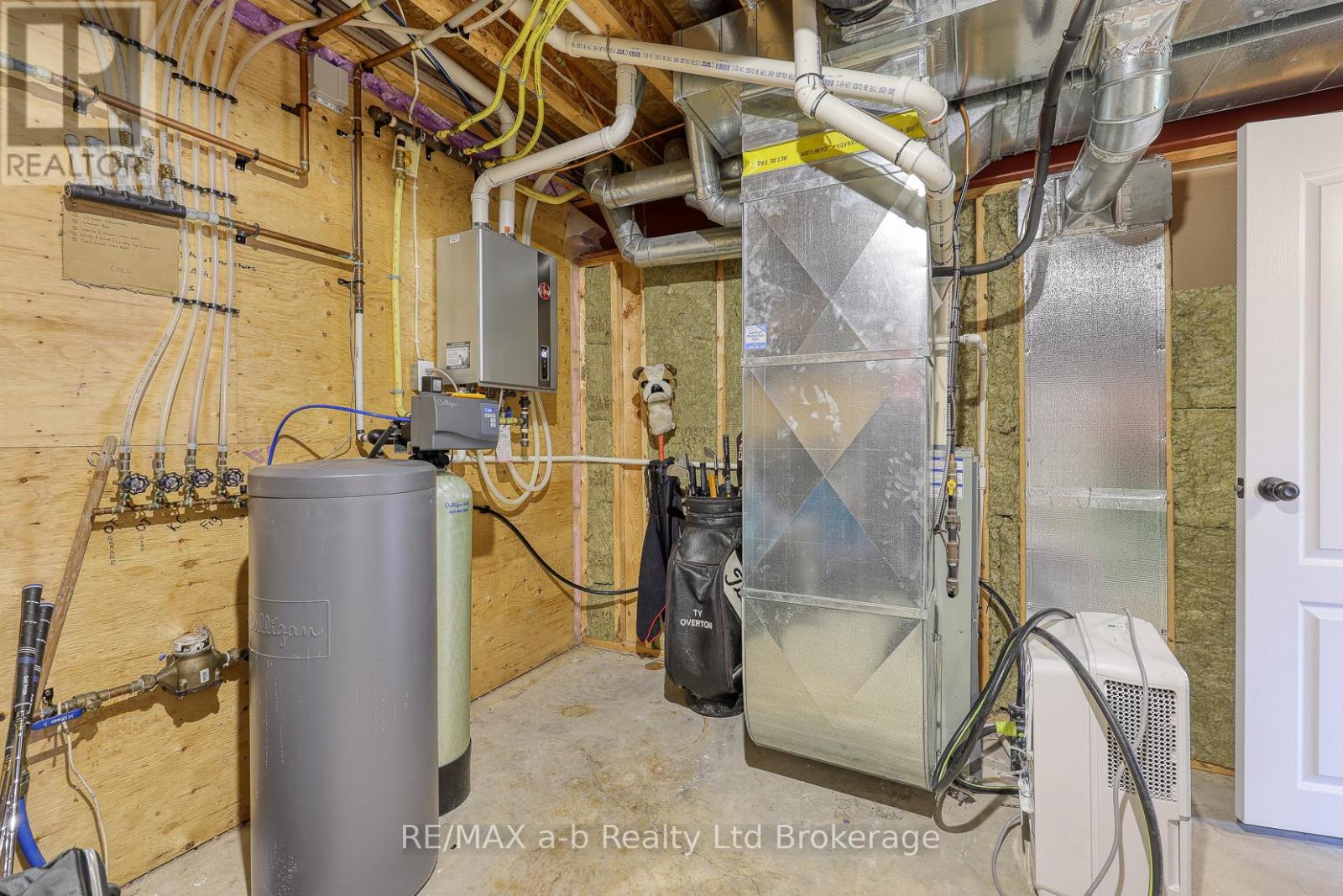 111 King Street East, Unit 22 Street, Ingersoll, Ontario  N5C 1G8 - Photo 37 - X12470211