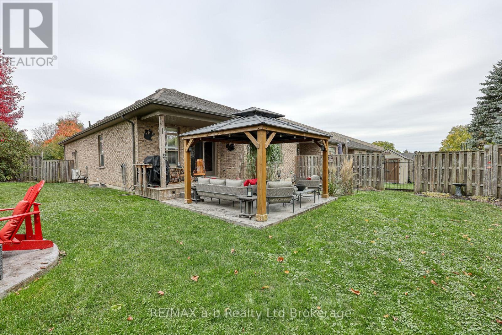 111 King Street East, Unit 22 Street, Ingersoll, Ontario  N5C 1G8 - Photo 6 - X12470211