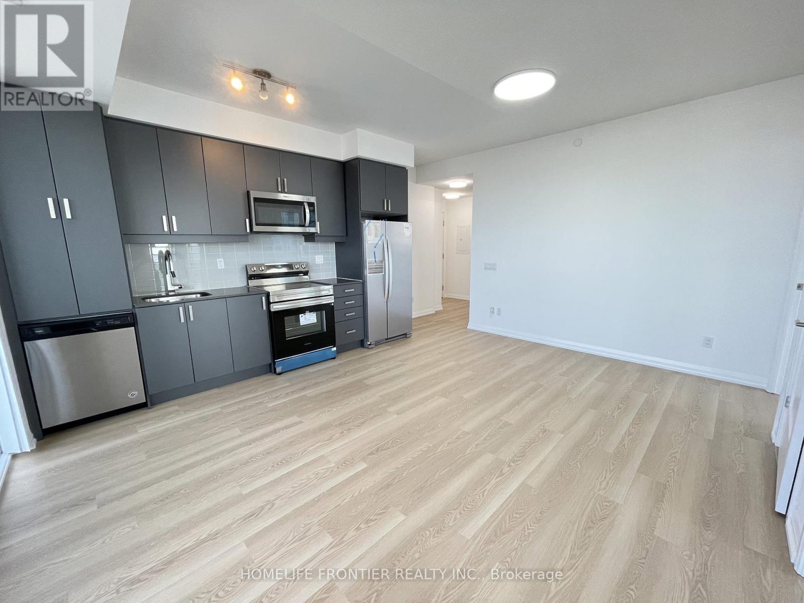3313 - 7895 Jane Street, Vaughan, Ontario  L4K 0K2 - Photo 3 - N12405326
