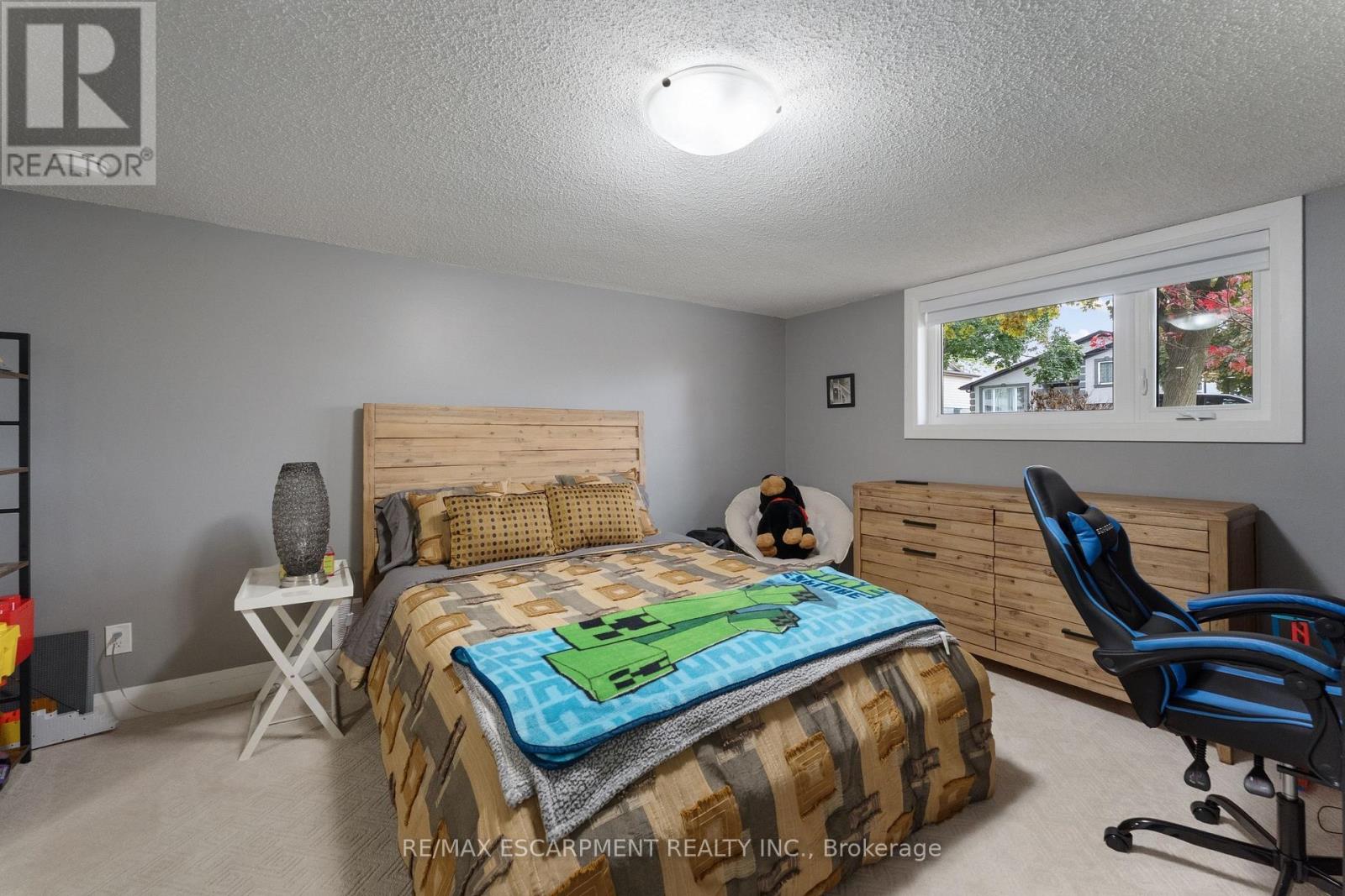 168 Hanover Place, Hamilton, Ontario  L8K 5X6 - Photo 35 - X12470165