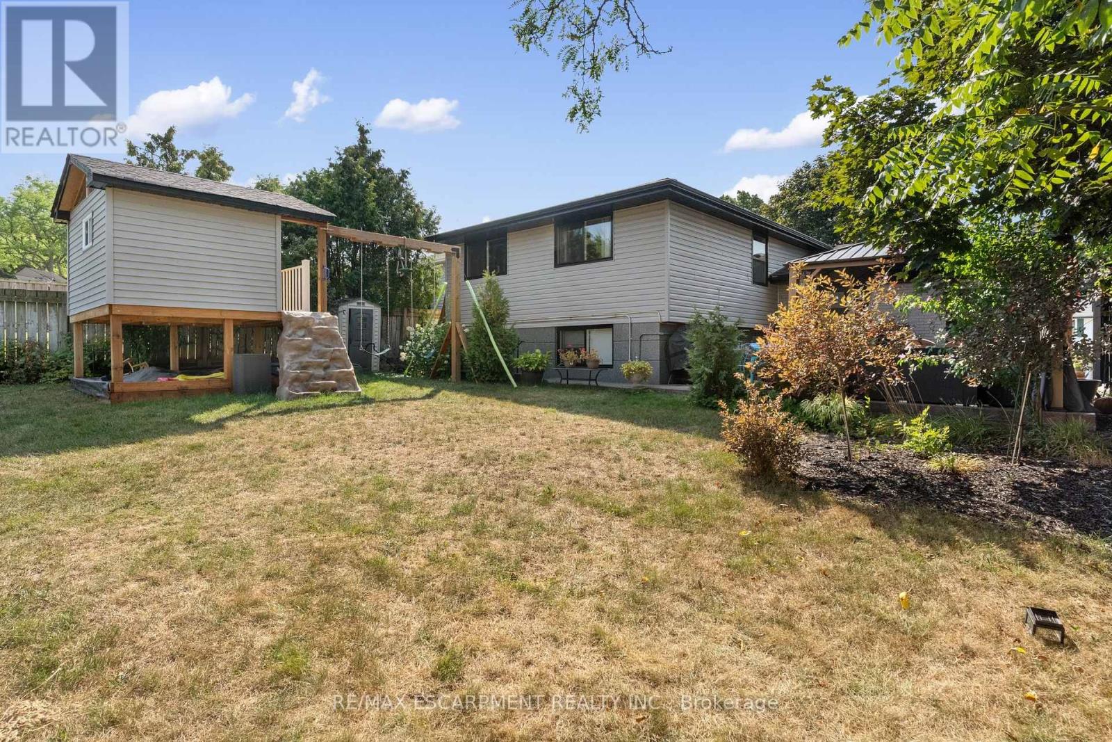 168 Hanover Place, Hamilton, Ontario  L8K 5X6 - Photo 47 - X12470165