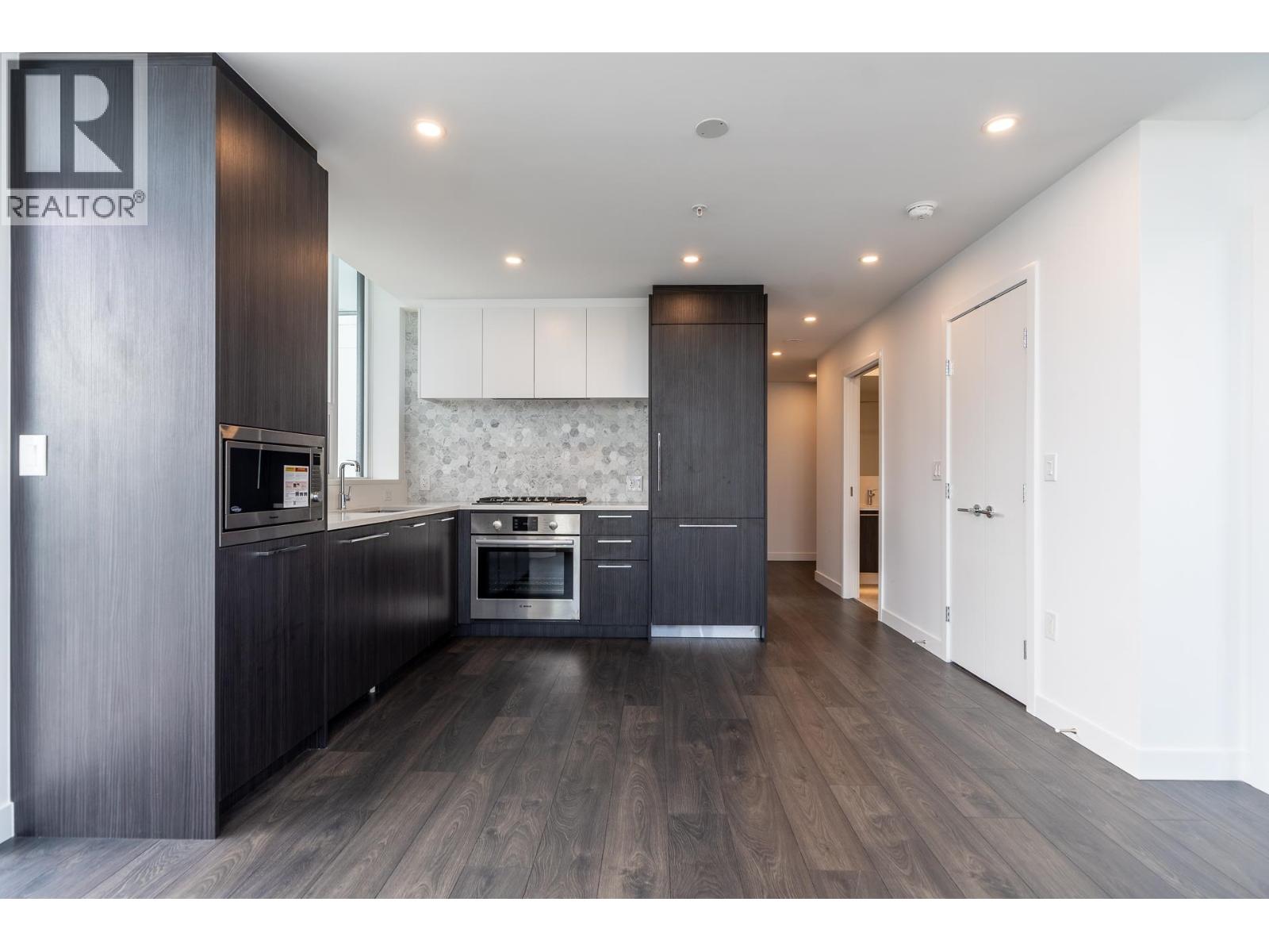 2501 2425 Alpha Avenue, Burnaby, British Columbia  V5C 0N6 - Photo 8 - R3059126