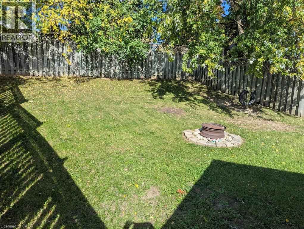 18 Calais Place, Kitchener, Ontario  N2M 5M1 - Photo 26 - 40780090