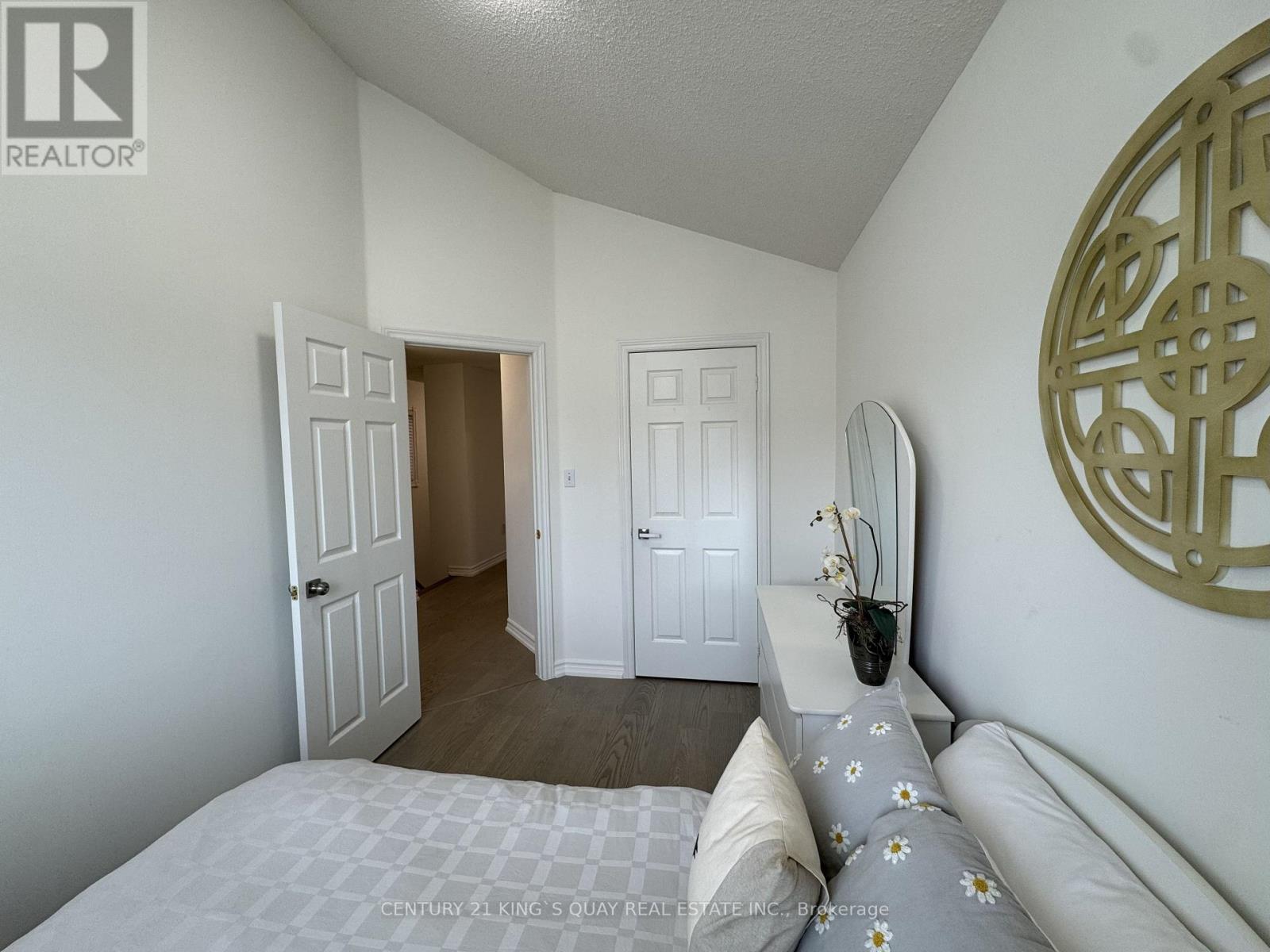 114 Greensboro Drive, Markham, Ontario  L3R 0W1 - Photo 21 - N12461974