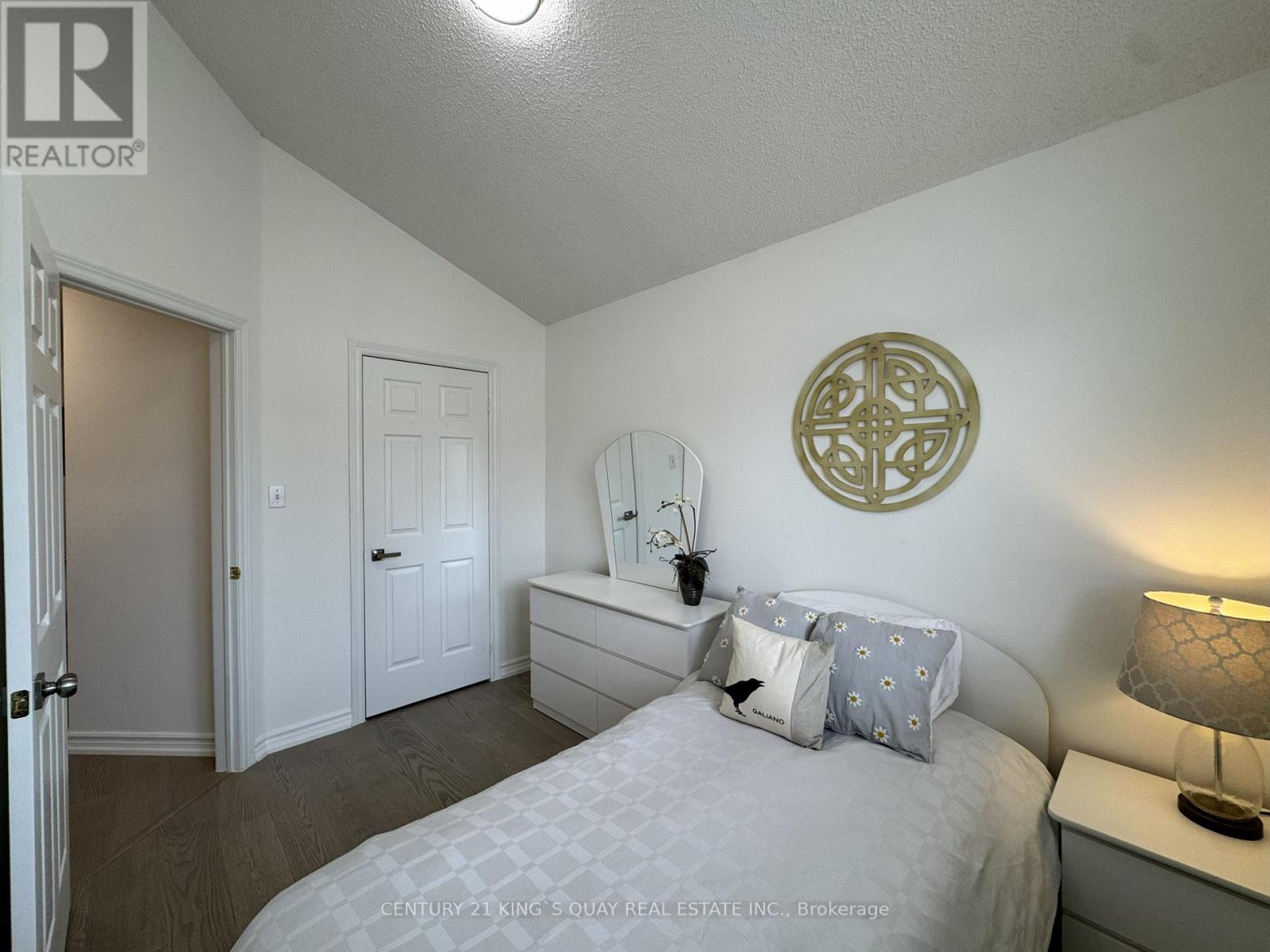 114 Greensboro Drive, Markham, Ontario  L3R 0W1 - Photo 20 - N12461974