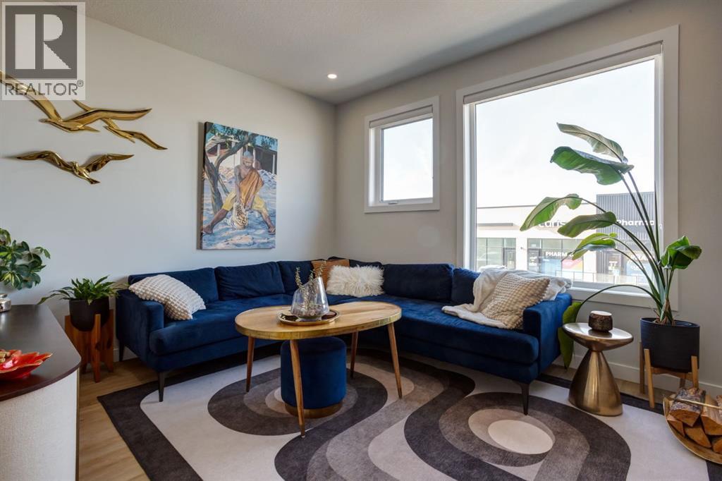 107 Sweet Clover Link, Rural Rocky View County, Alberta  T3Z 0G9 - Photo 2 - A2253788