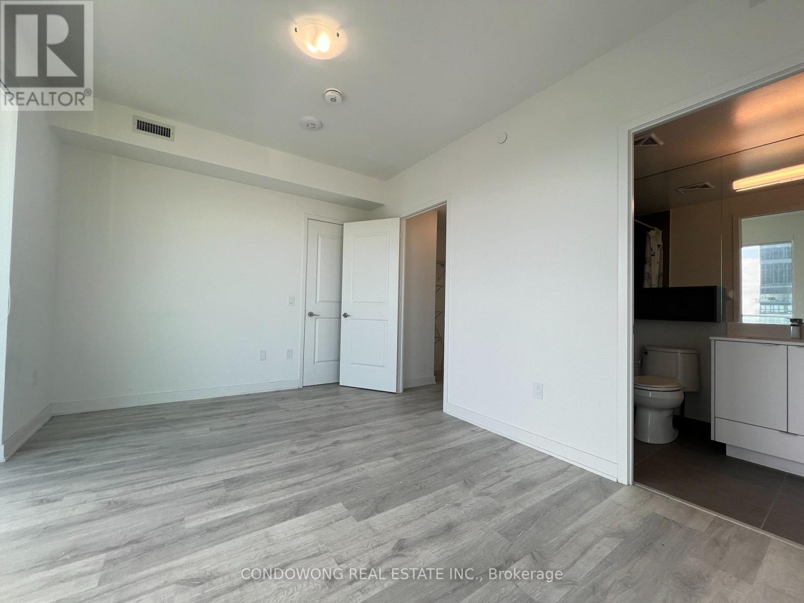4204 - 100 Dalhousie Street, Toronto, Ontario  M5B 0C7 - Photo 17 - C12470214