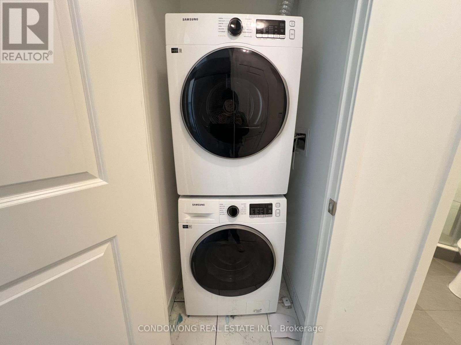 4204 - 100 Dalhousie Street, Toronto, Ontario  M5B 0C7 - Photo 4 - C12470214