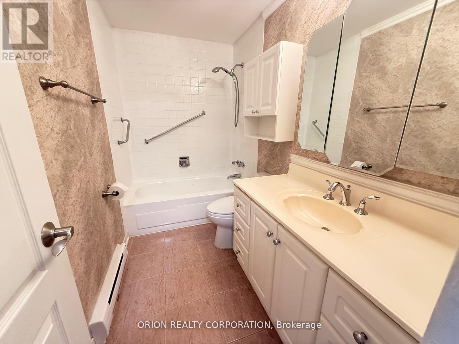 20 Antibes Drive, Toronto, Ontario  M2R 3K3 - Photo 24 - C12470219