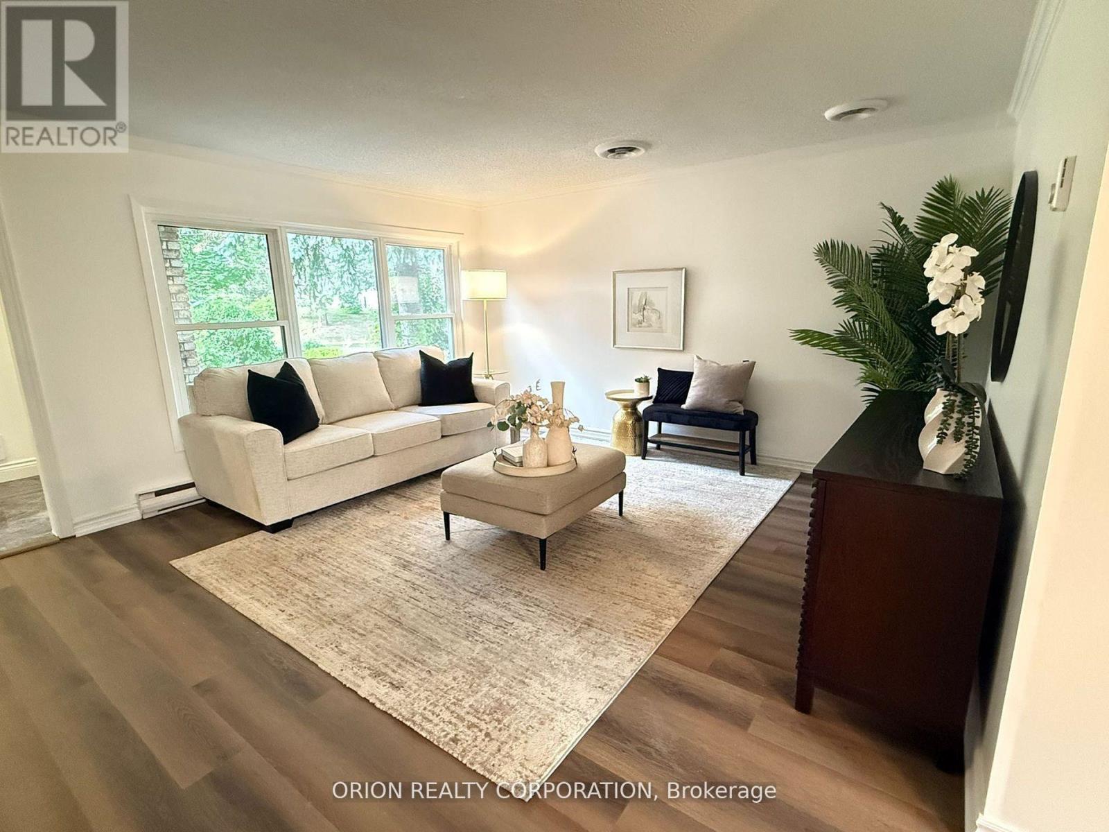 20 Antibes Drive, Toronto, Ontario  M2R 3K3 - Photo 7 - C12470219