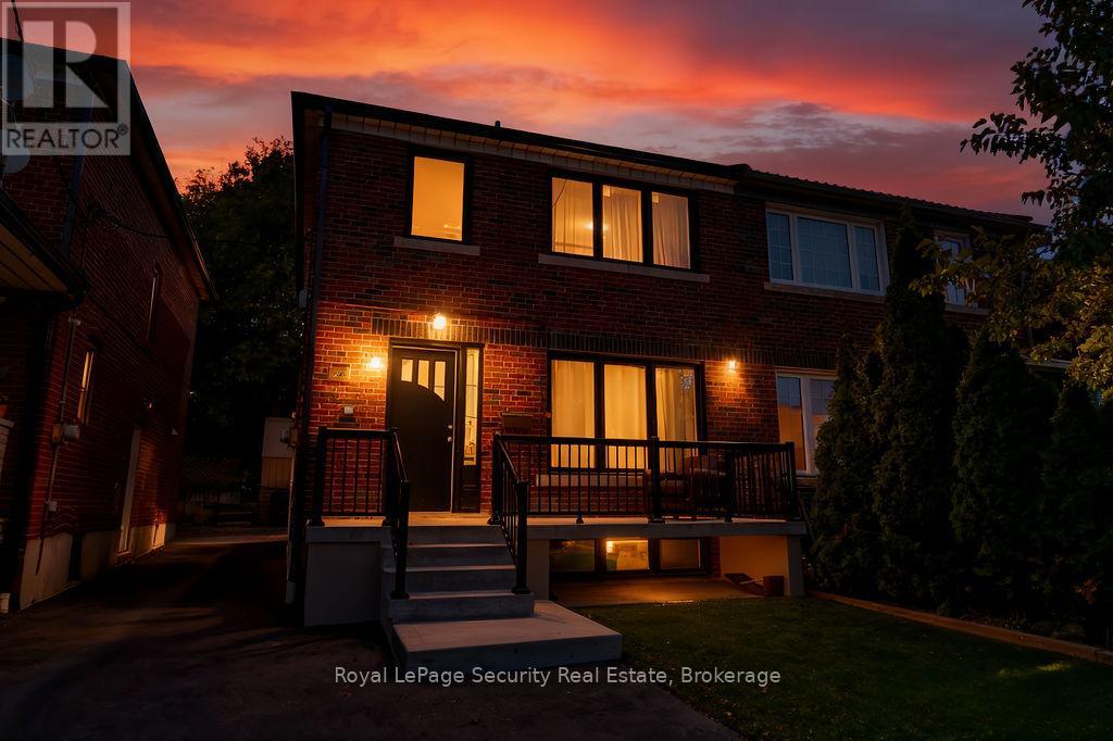 2169 Dufferin Street, Toronto, Ontario  M6E 3R9 - Photo 2 - C12470221