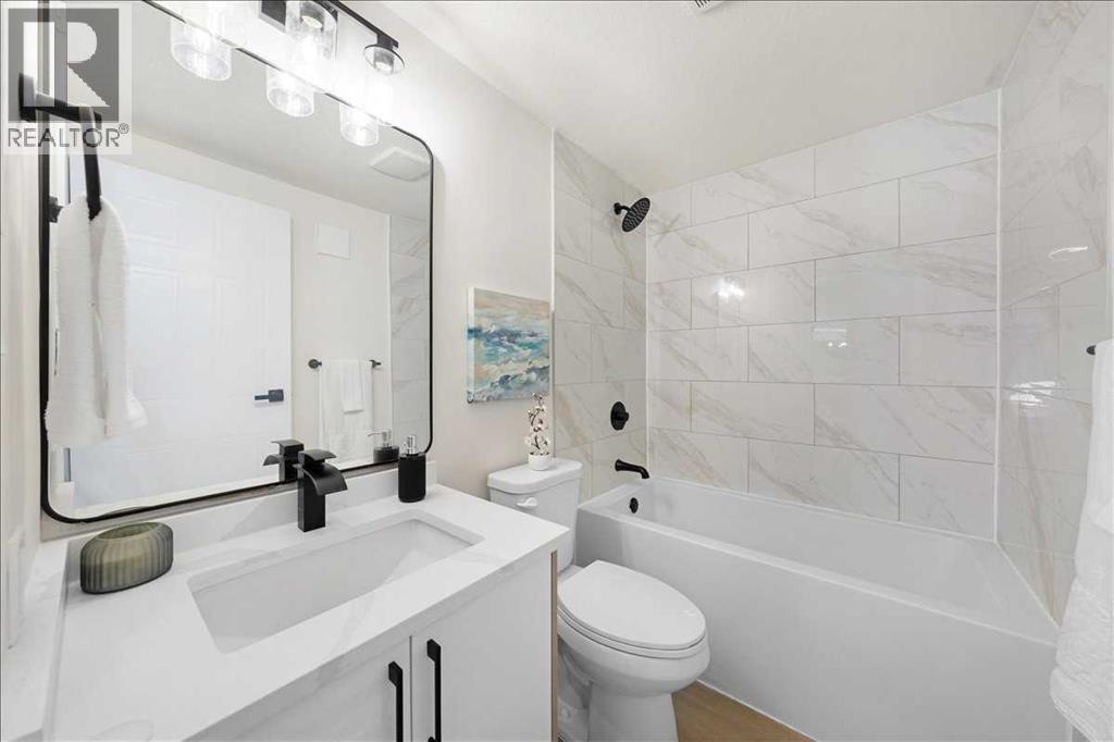 210 Erin Woods Circle Se, Calgary, Alberta  T2B 3E1 - Photo 14 - A2265036