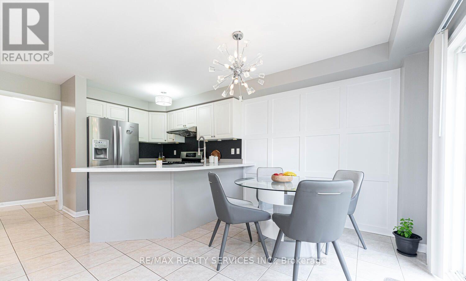 21 Lazio Street, Whitby, Ontario  L1R 3A3 - Photo 11 - E12470223