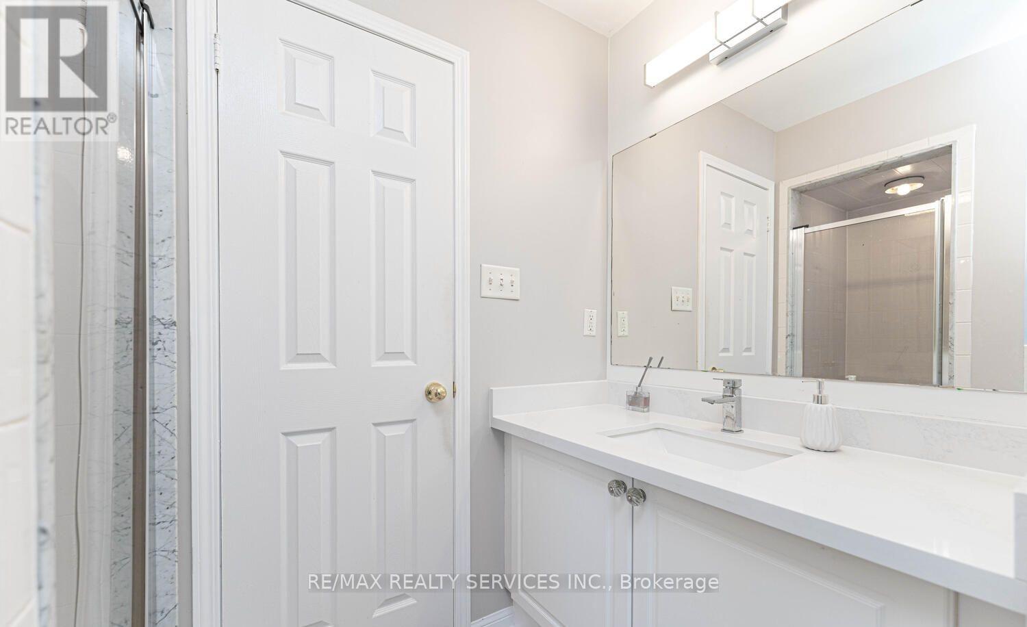 21 Lazio Street, Whitby, Ontario  L1R 3A3 - Photo 25 - E12470223