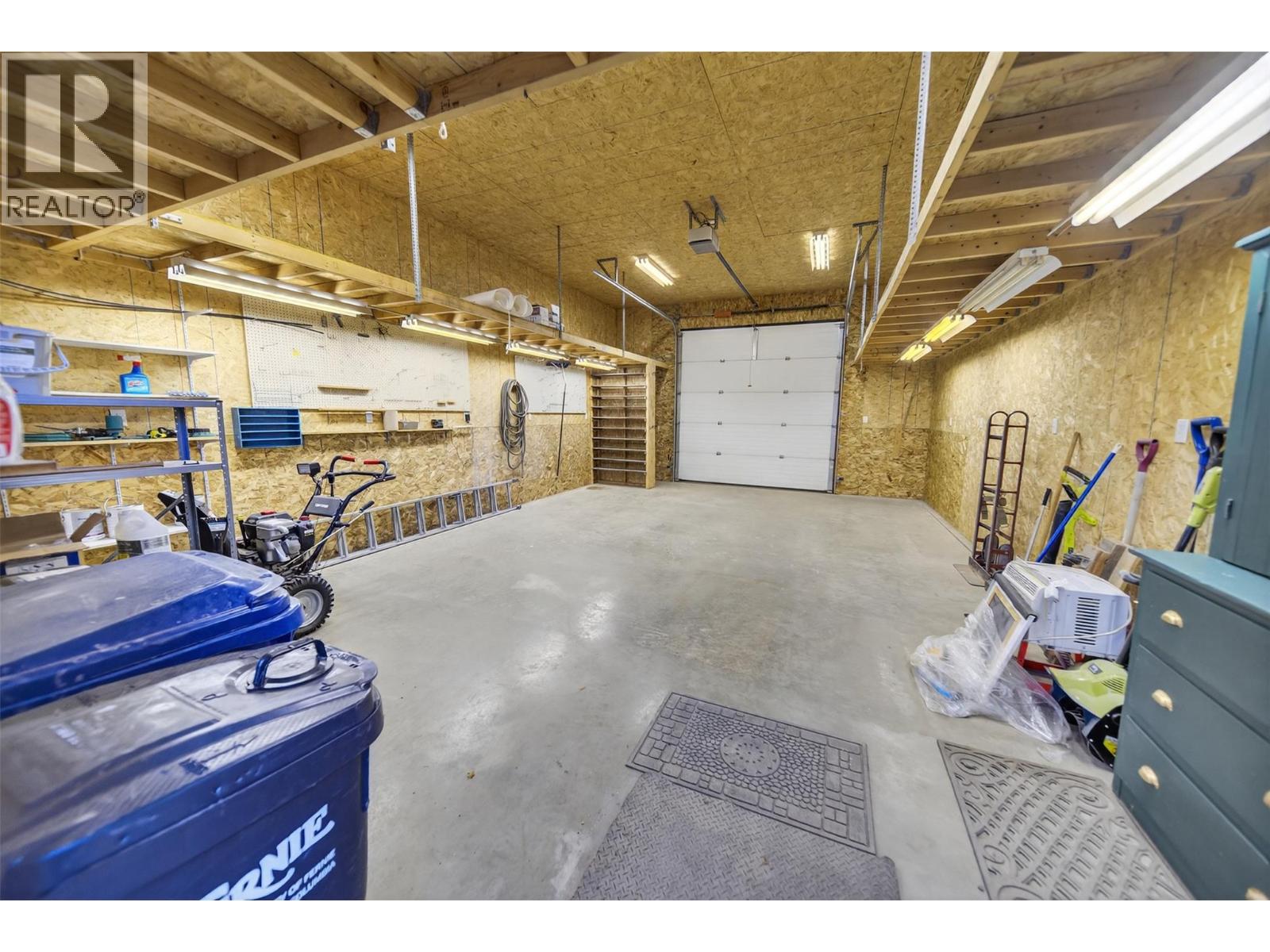 532 6th Avenue, Fernie, British Columbia  V0B 1M0 - Photo 37 - 10365849