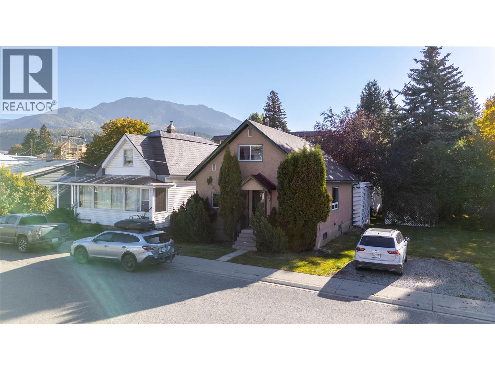 532 6th Avenue, Fernie, British Columbia  V0B 1M0 - Photo 6 - 10365849
