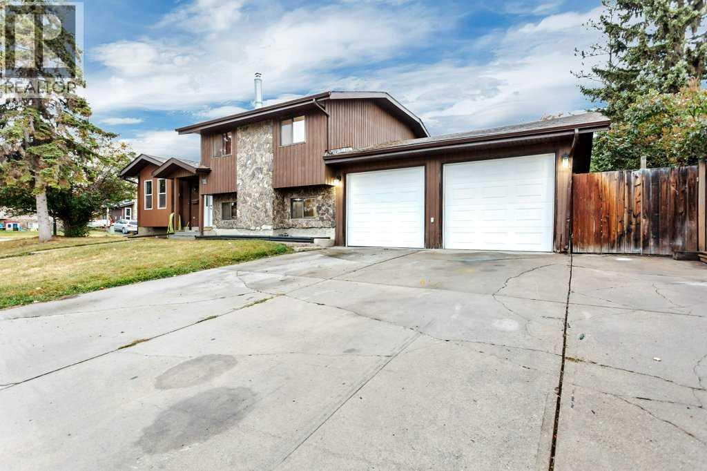 151 Glendale Boulevard, Red Deer, Alberta  T4P 2P2 - Photo 2 - A2265162