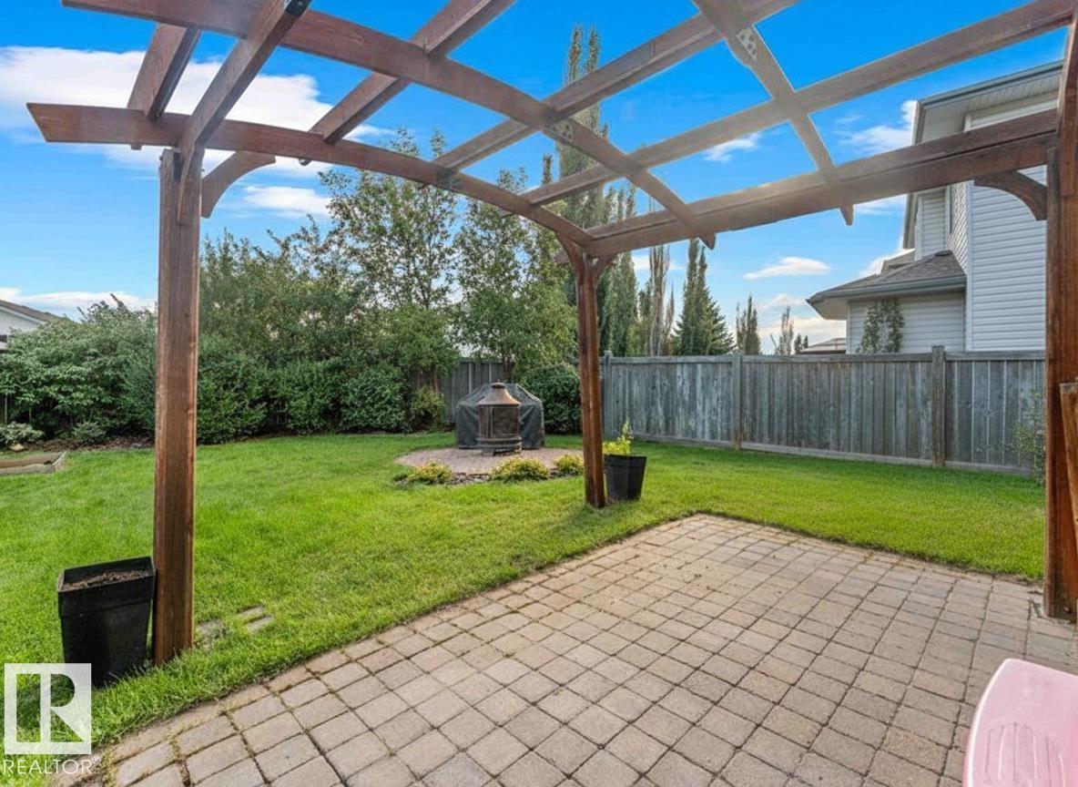 121 Castle Dr Nw, Edmonton, Alberta  T5X 6H1 - Photo 37 - E4459219
