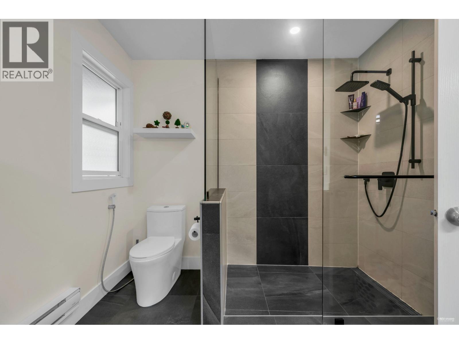 1693 Arbutus Place, Coquitlam, British Columbia  V3E 3K2 - Photo 20 - R3054877