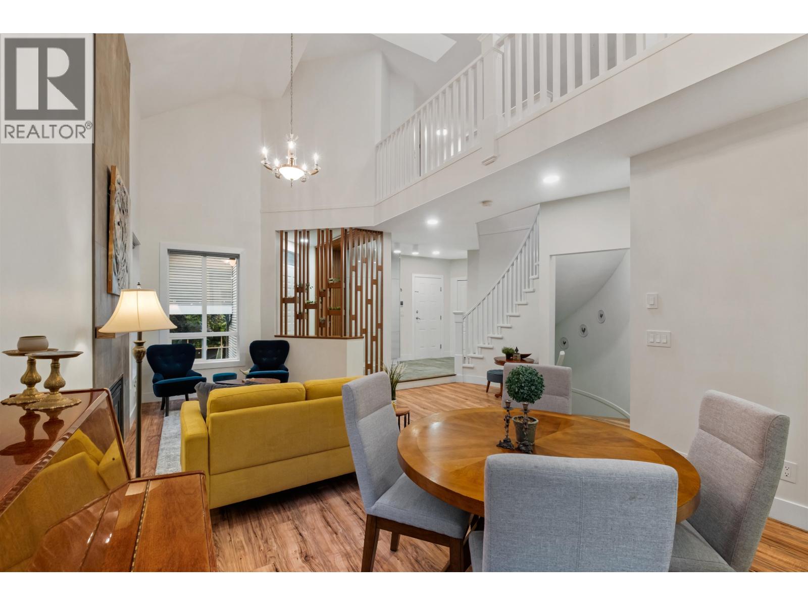 1693 Arbutus Place, Coquitlam, British Columbia  V3E 3K2 - Photo 13 - R3054877